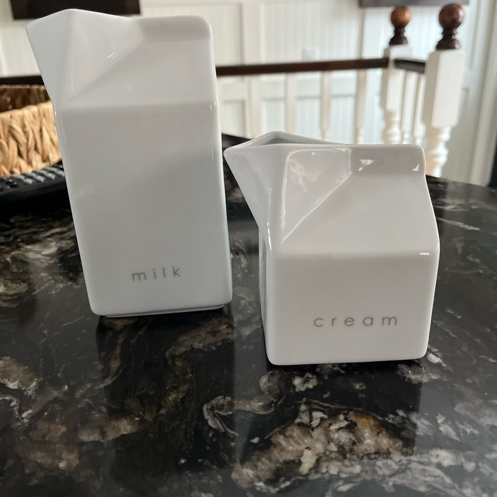 White Ceramic Milk and Cream Carton Set